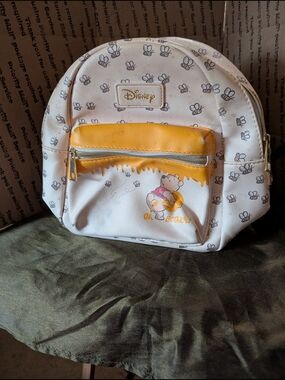 Disney White & Yellow Winnie the Pooh Mini Backpack